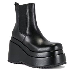 STEVE MADDEN Jesse Boot NEW IN BOX size 8 (NWT)